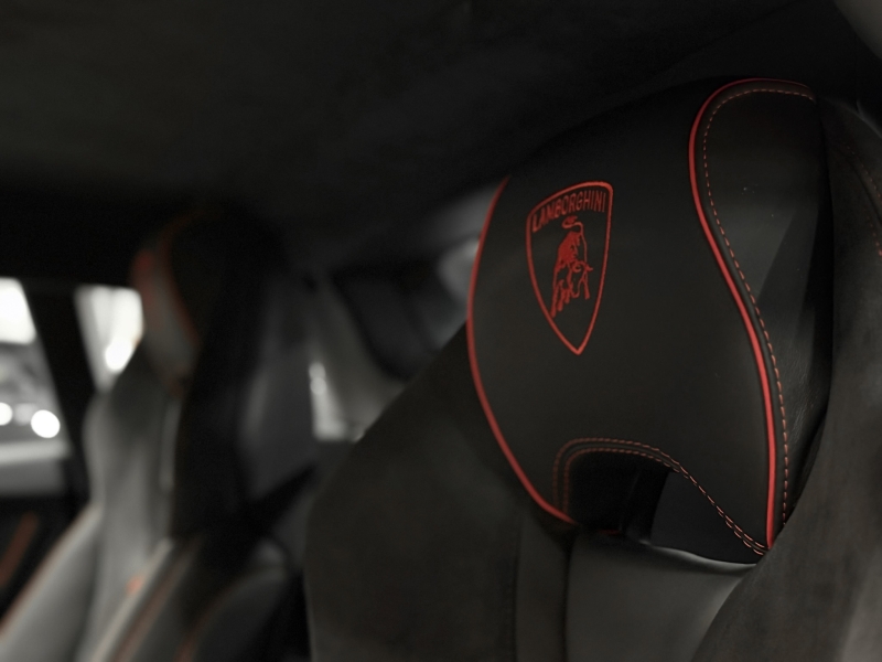 Lamborghini Huracan Evo LP640-4