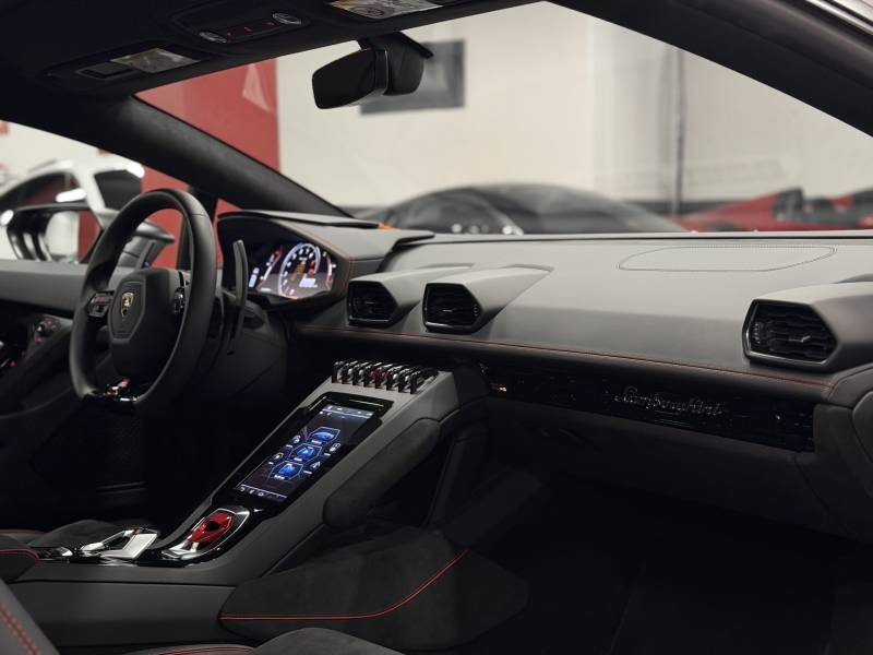 Lamborghini Huracan Evo LP640-4