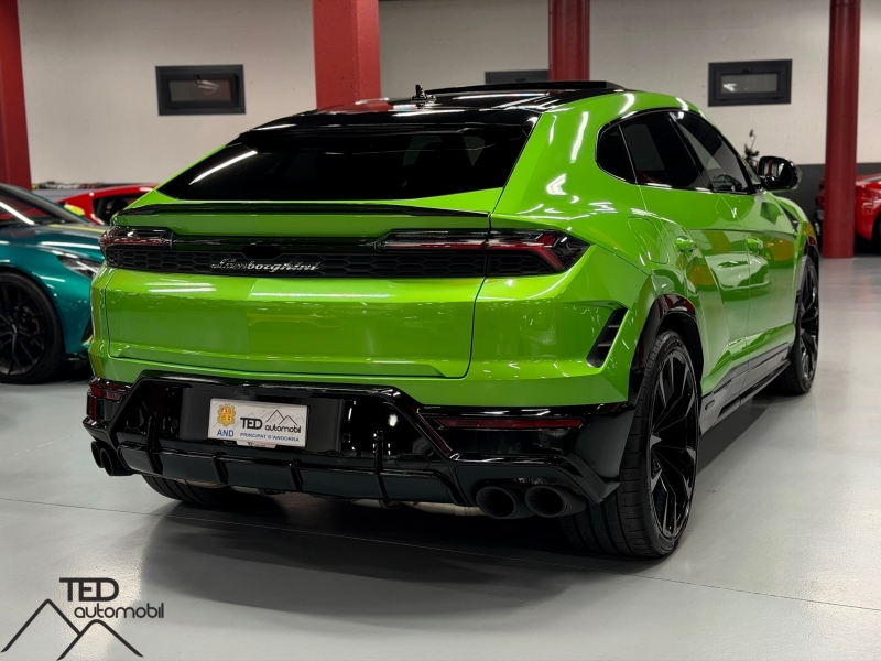 Lamborghini Urus SE 800cv