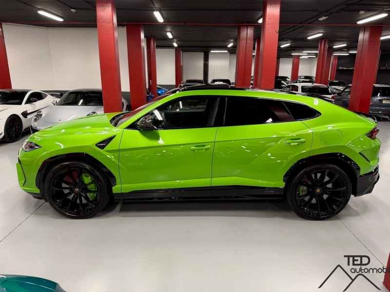 Lamborghini Urus SE 800cv