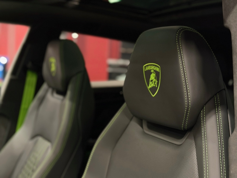 Lamborghini Urus SE 800cv