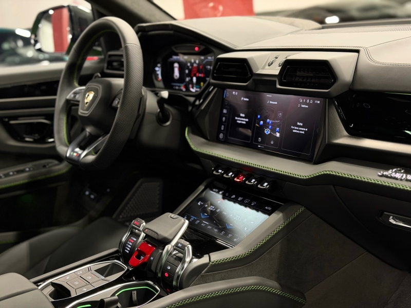 Lamborghini Urus SE 800cv