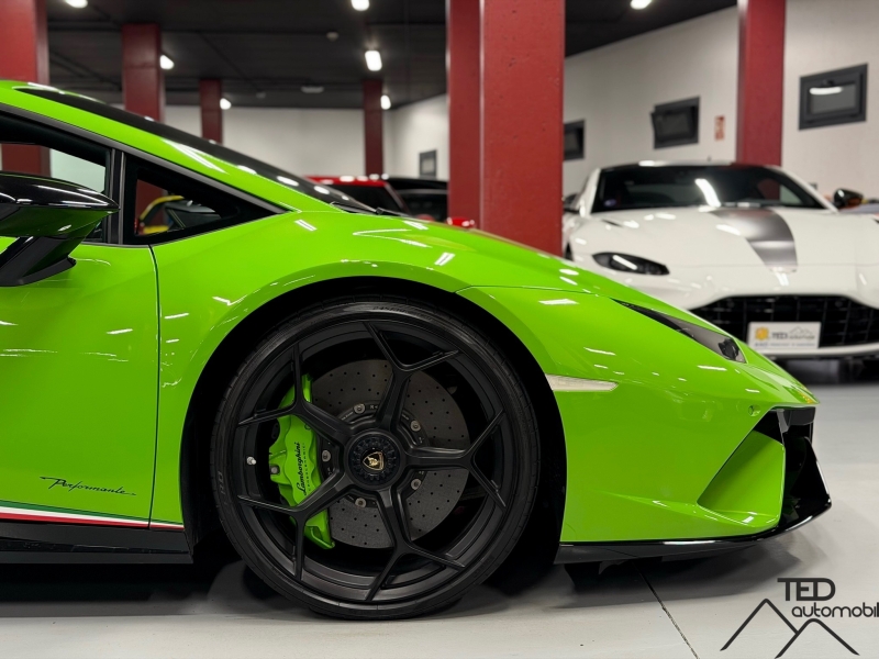 Lamborghini Huracan Performante Spider LP640cv
