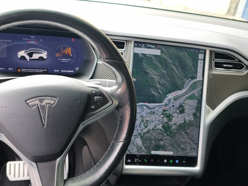 TESLA MODEL X P90D 7 SEATS