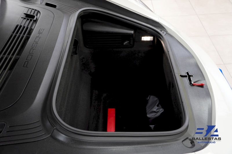 PORSCHE 718 BOXSTER GTS PDK 365 CV