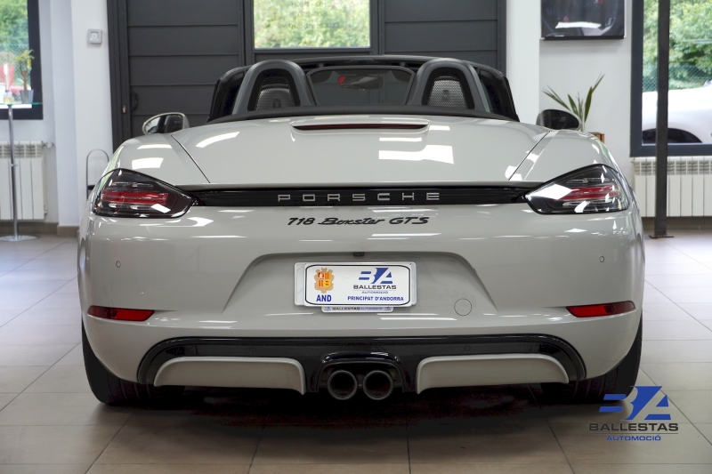 PORSCHE 718 BOXSTER GTS PDK 365 CV