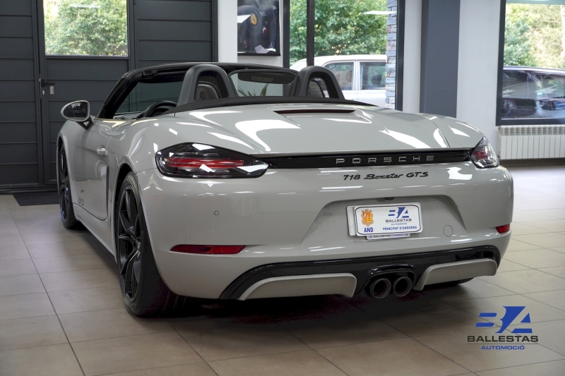 PORSCHE 718 BOXSTER GTS PDK 365 CV