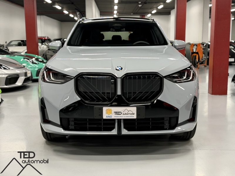 BMW X3 40d Pack M 303cv complete 0km