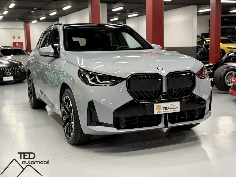 BMW X3 40d Pack M 303cv complete 0km