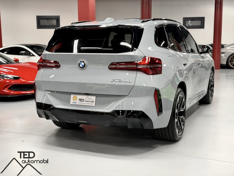 BMW X3 40d Pack M 303cv complete 0km