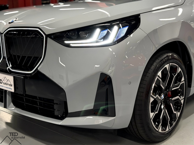 BMW X3 40d Pack M 303cv complete 0km