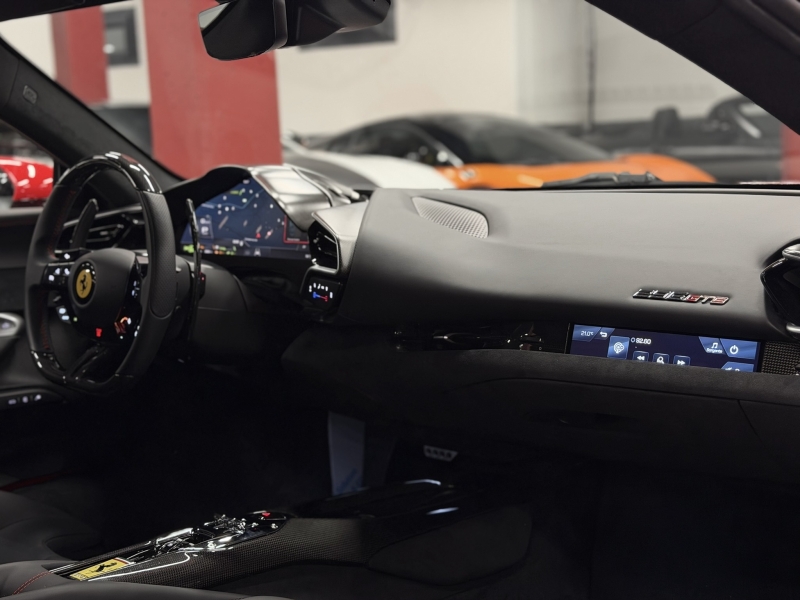 Ferrari 296 GTB 830cv Buckets Carbon