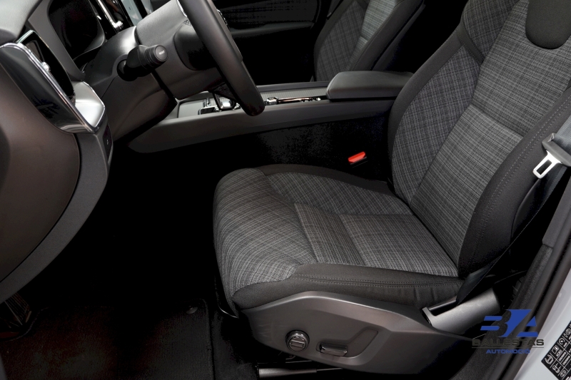 VOLVO XC60 B5 AWD 250 HP