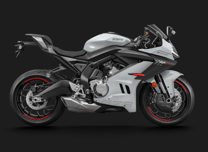 CFMOTO 675SR-R
