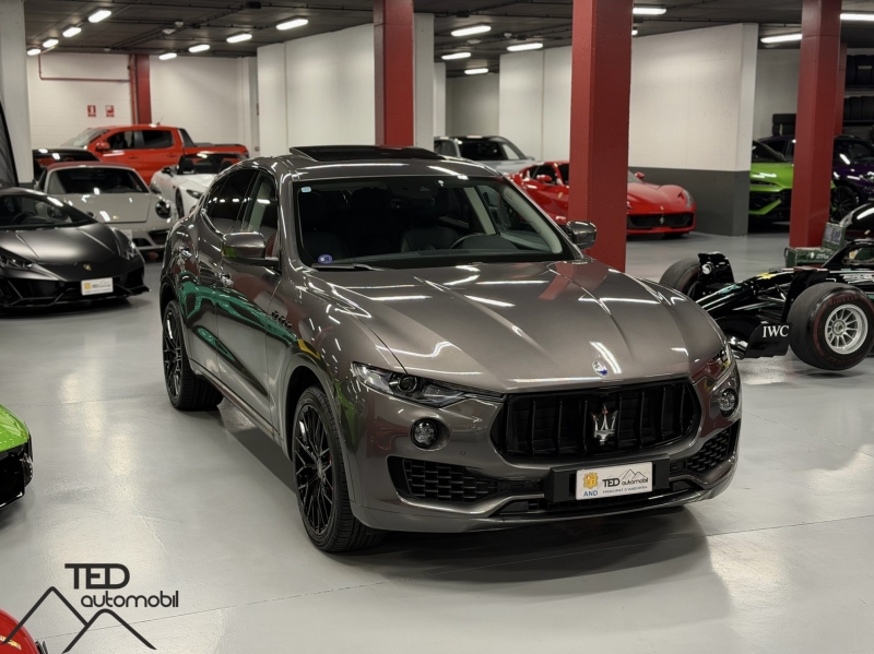 Maserati Levante SQ4 430cv