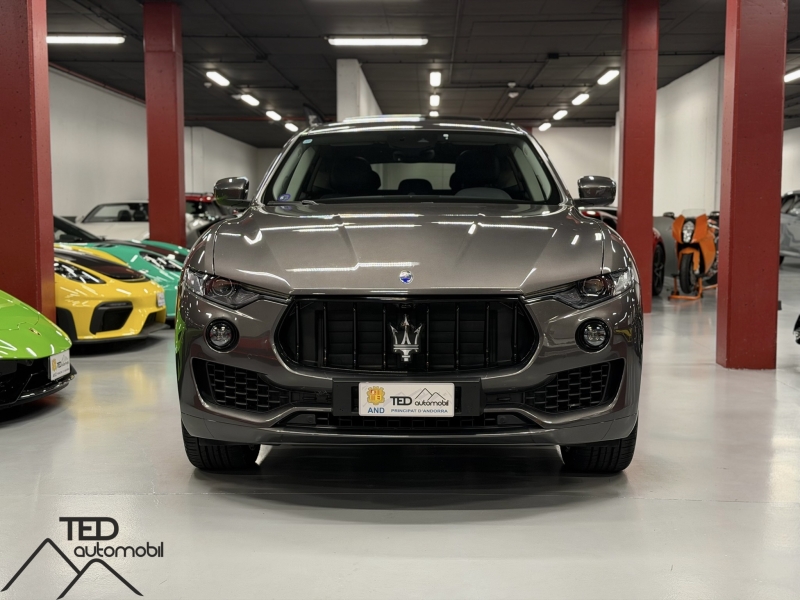 Maserati Levante SQ4 430cv