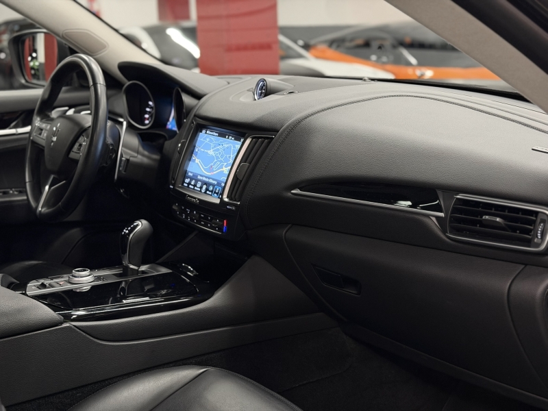 Maserati Levante SQ4 430cv