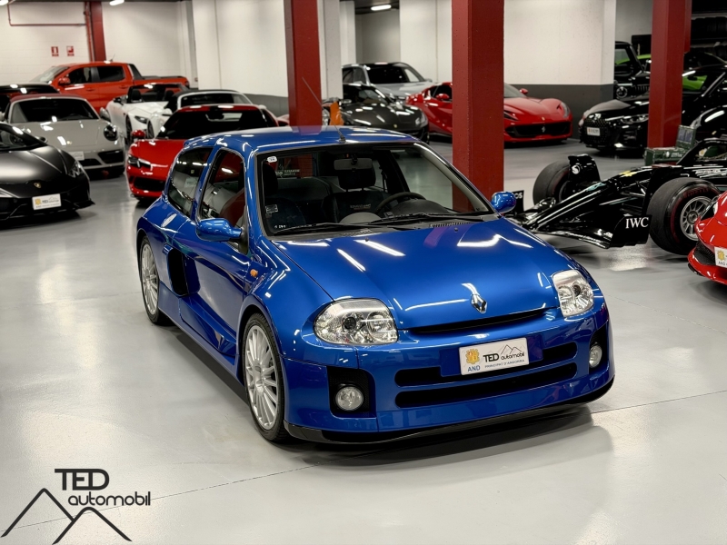Refurbished Clio V6 Phase 1