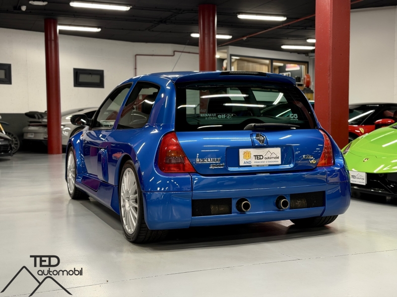 Refurbished Clio V6 Phase 1