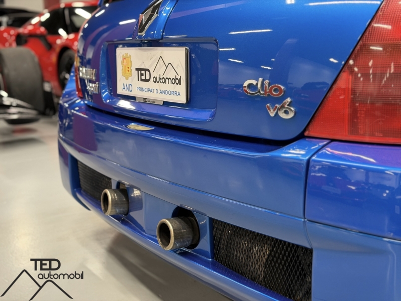Refurbished Clio V6 Phase 1