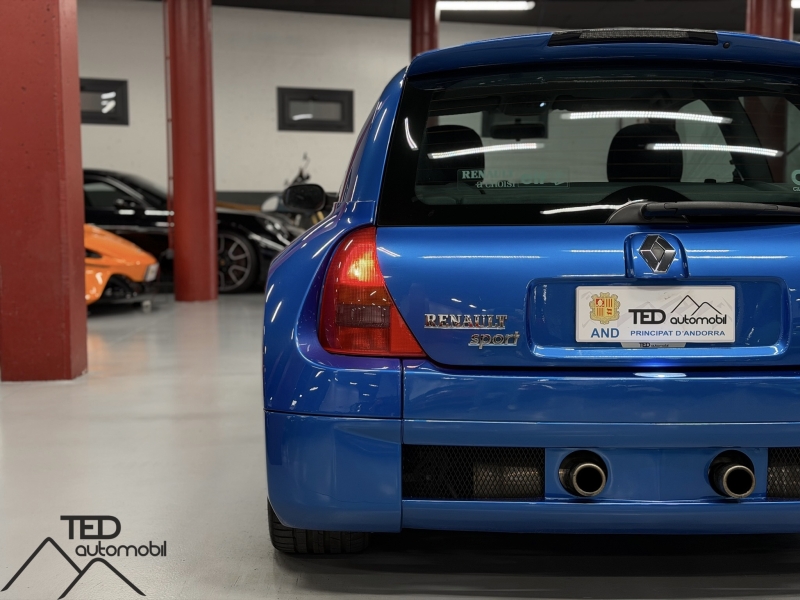 Refurbished Clio V6 Phase 1
