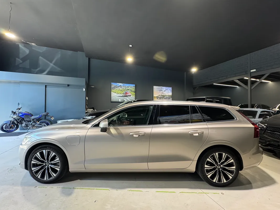 Volvo V60 T8 AWD Recharge