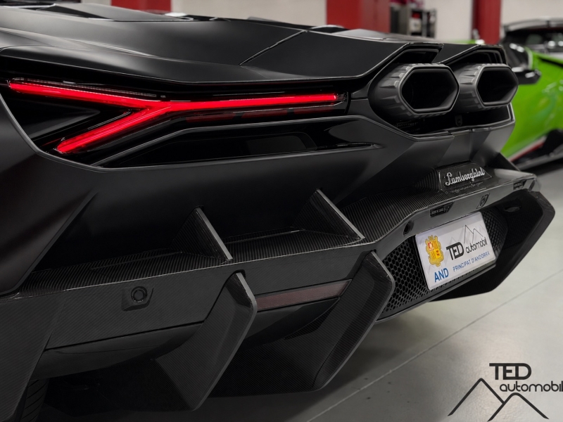 Lamborghini Revuelto 1015cv