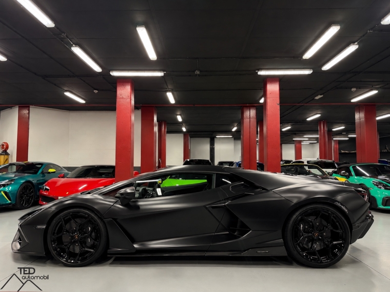 Lamborghini Revuelto 1015cv