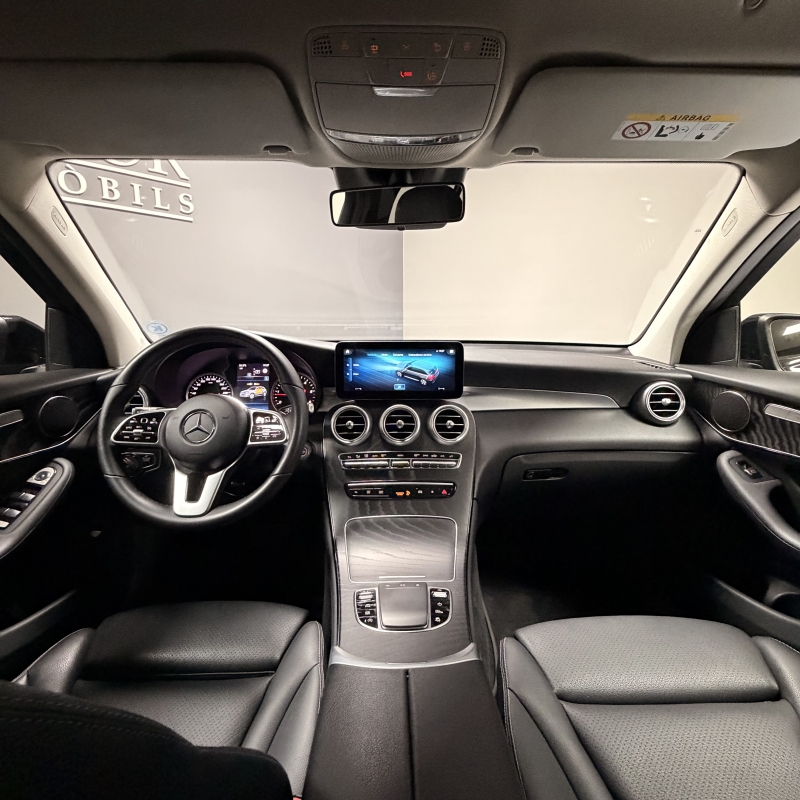 MERCEDES-BENZ GLC 300D