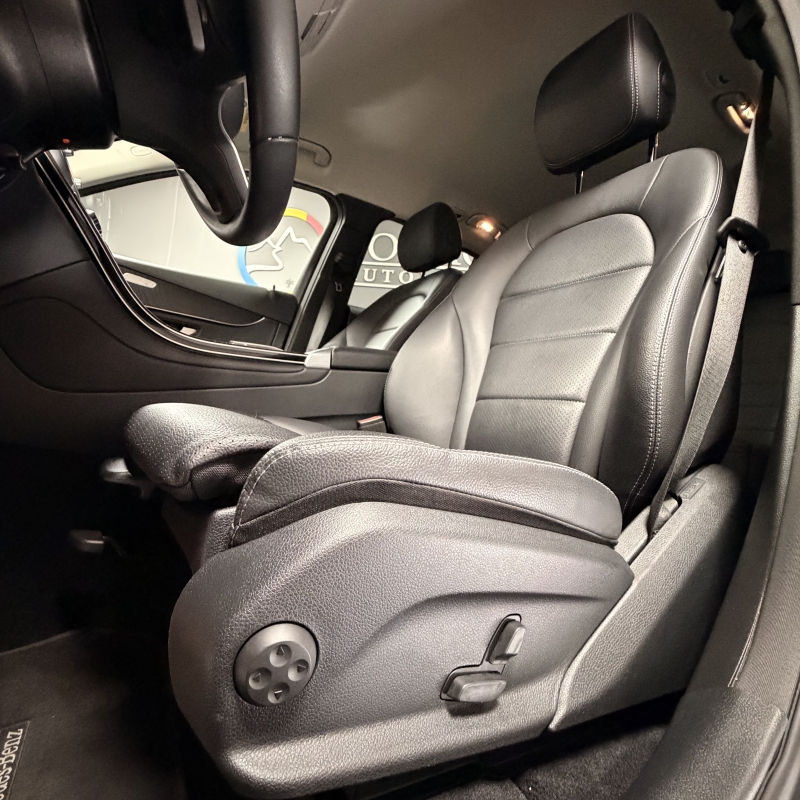 MERCEDES-BENZ GLC 300D