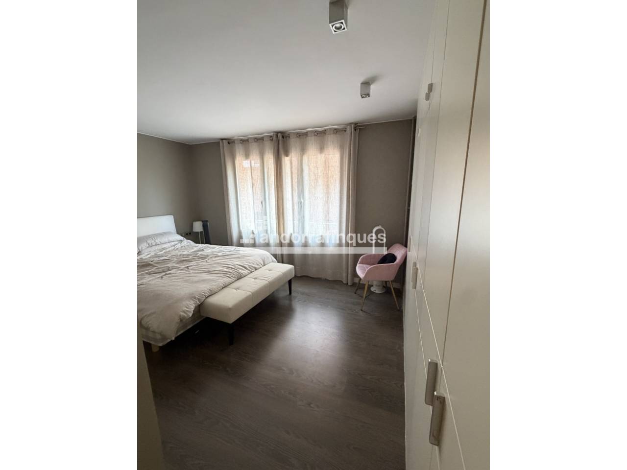 Light, spaciousness and exclusivity in one of the best areas of Barcelona
