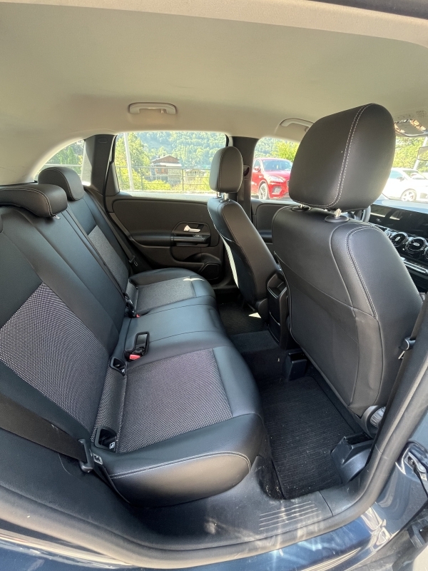 Mercedes-Benz B 220 4MATIC petrol, year 2020