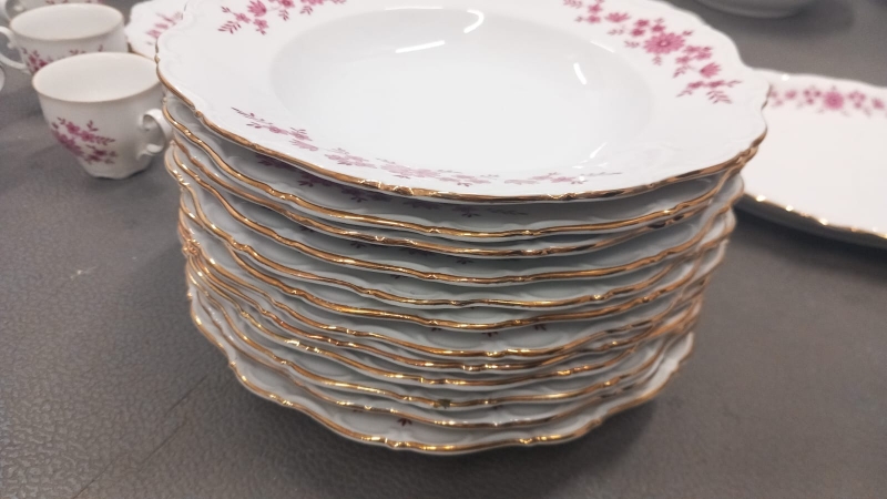 Vessel set of 57 pieces