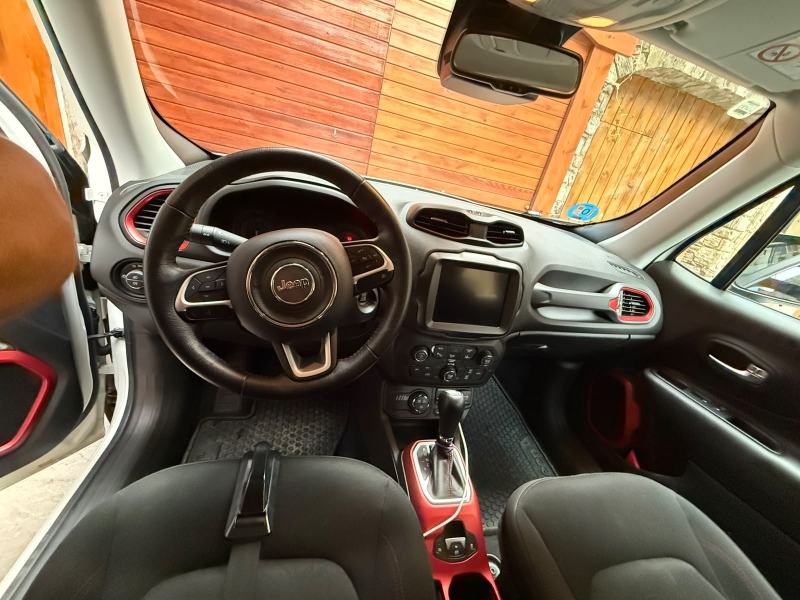 Jeep Renegade Trailhawk 4xe 240 CV AWD | Flawless