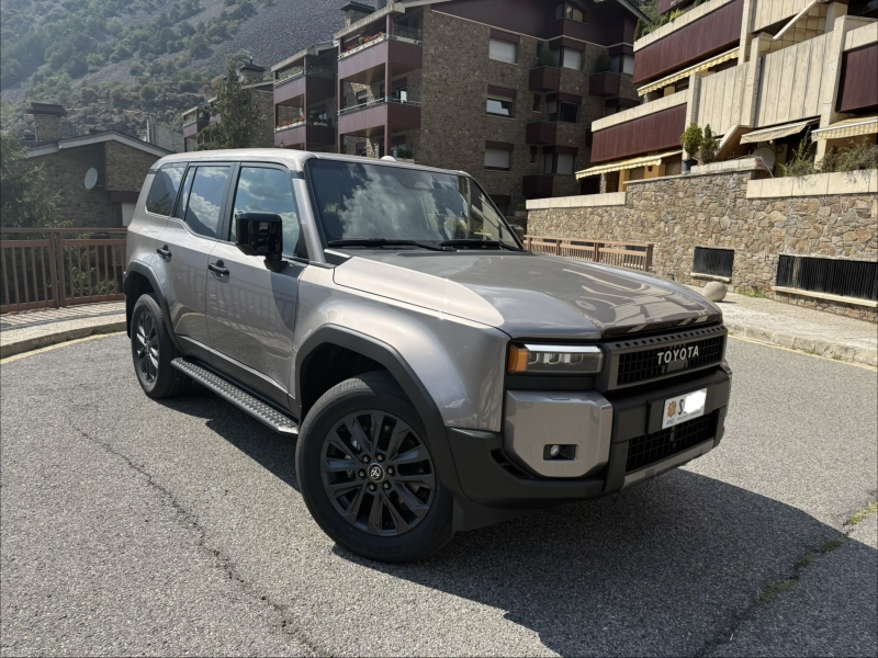 TOYOTA LAND CRUISER 250 2.8D MHEV VXL 204cv