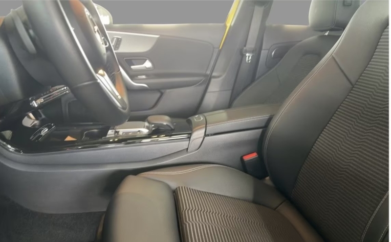 Mercedes A200