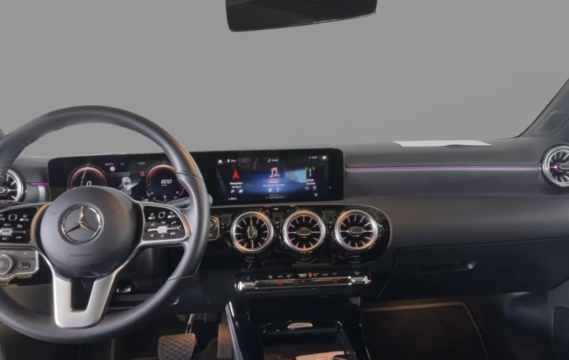 Mercedes A200