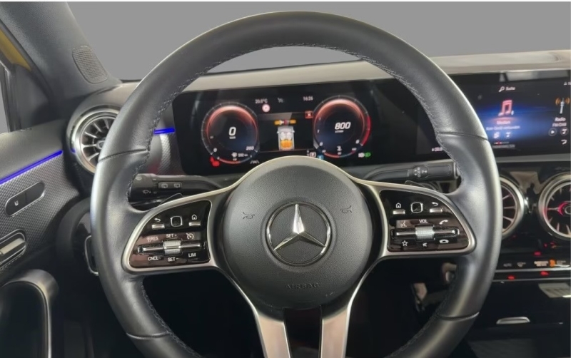 Mercedes A200