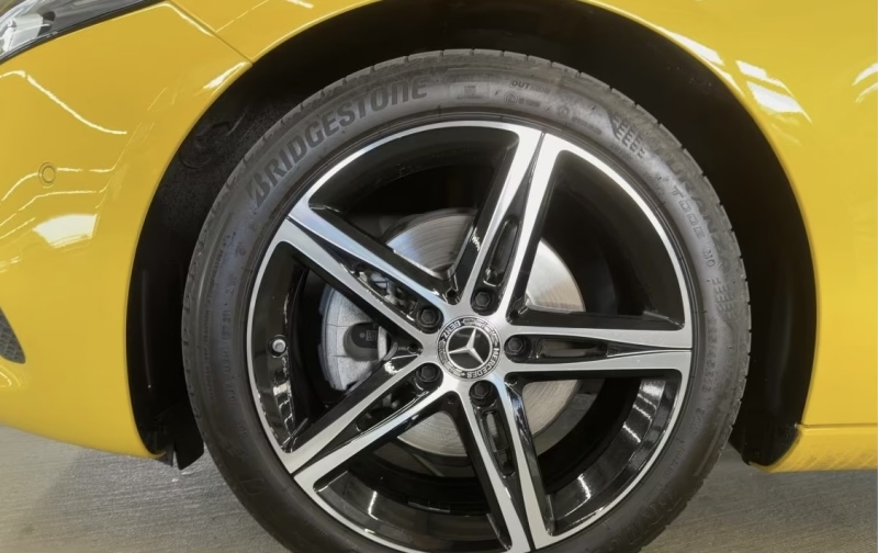Mercedes A200