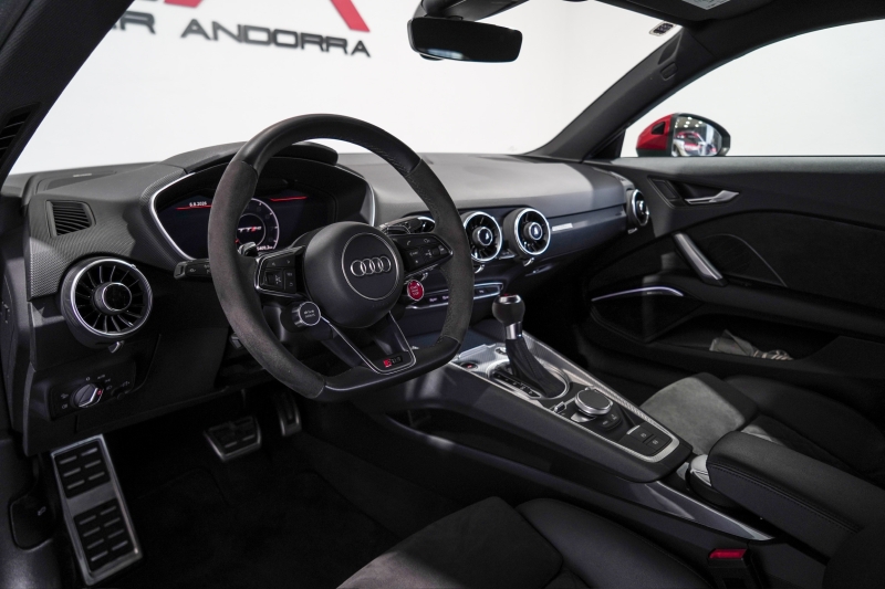 AUDI TT RS