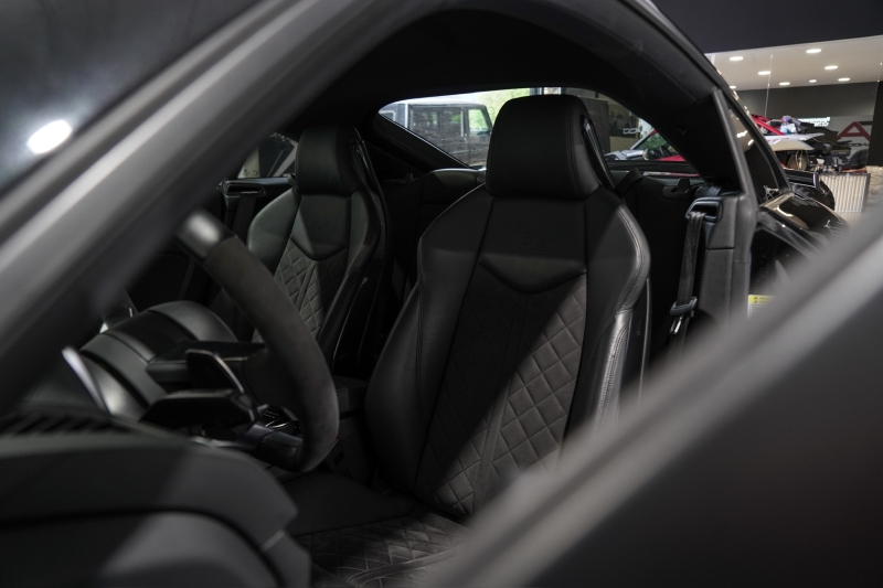 AUDI TT RS