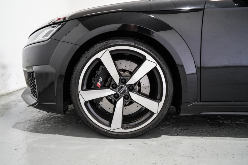 AUDI TT RS