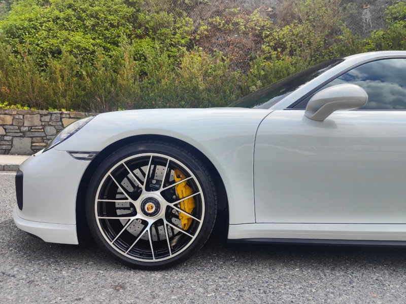 Porsche 911 Turbo S 991.2