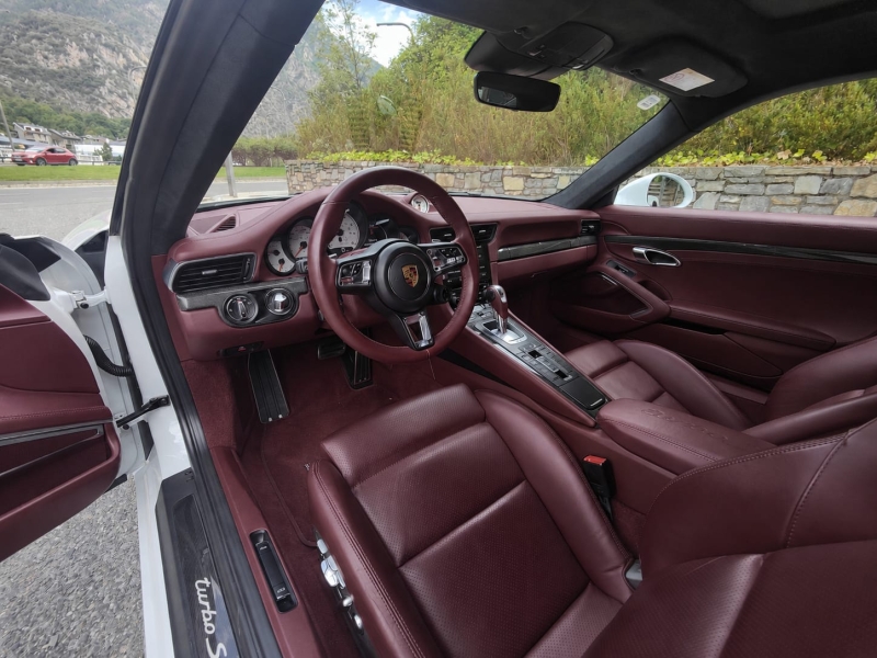 Porsche 911 Turbo S 991.2