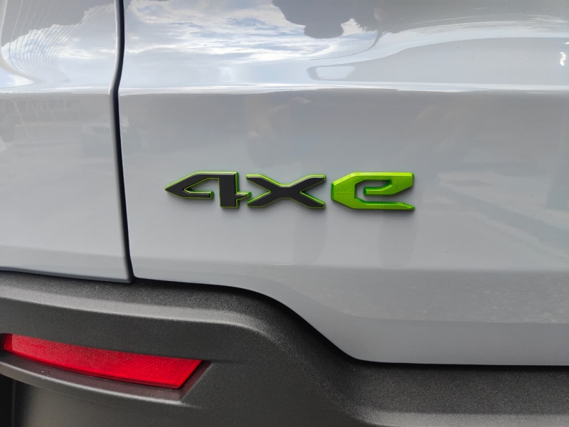 Jeep Avenger 4XE 