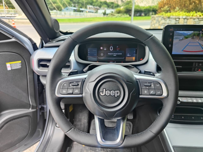 Jeep Avenger 4XE 