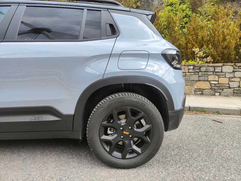 Jeep Avenger 4XE 