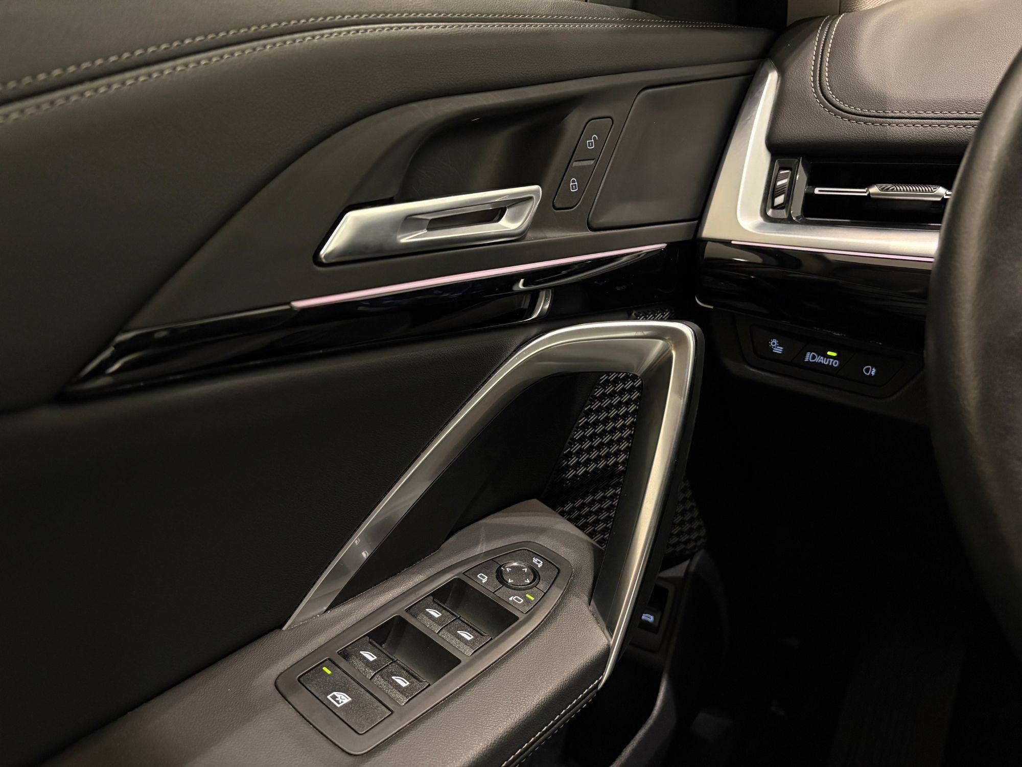 BMW iX1 xDrive30