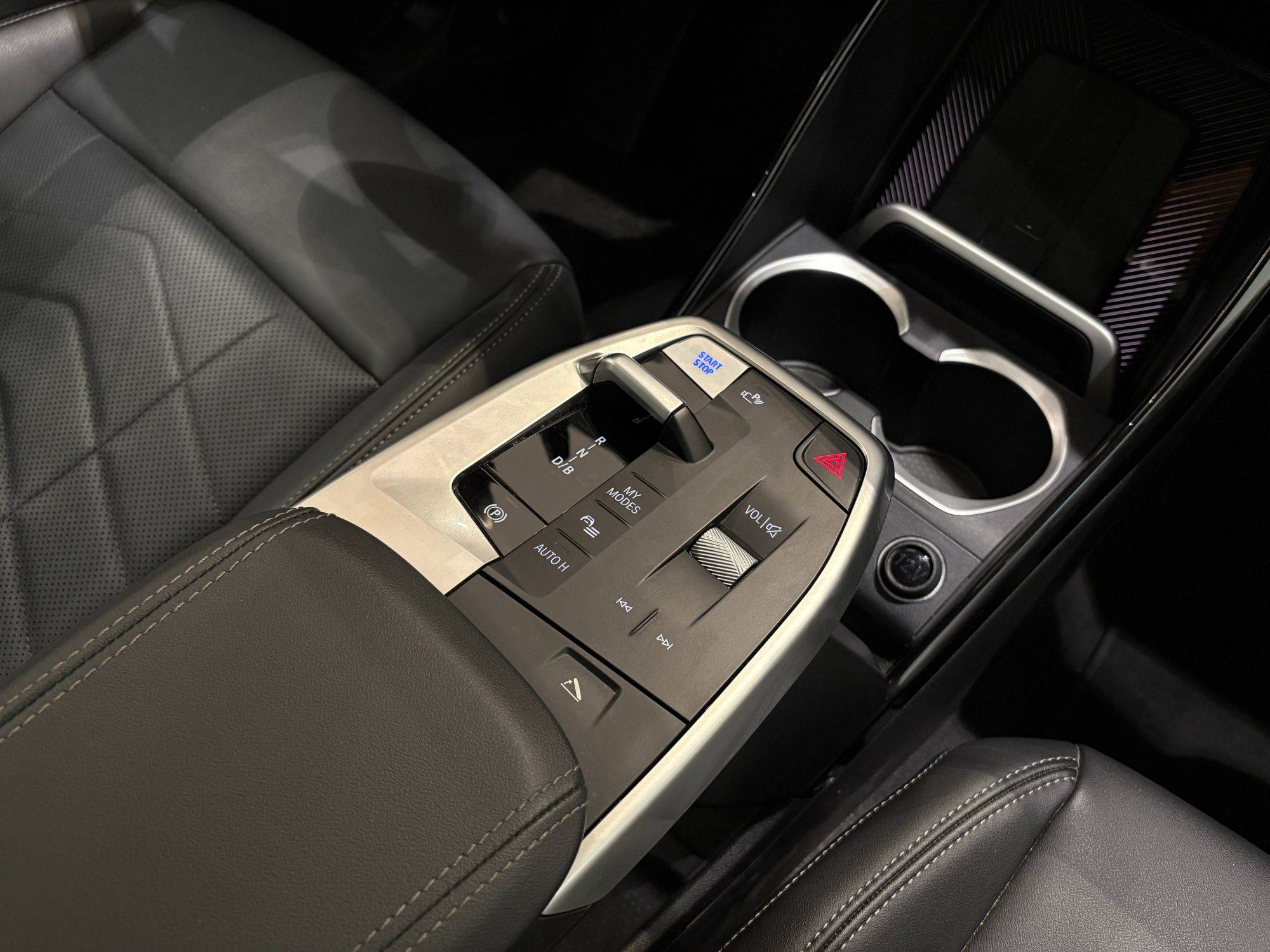 BMW iX1 xDrive30