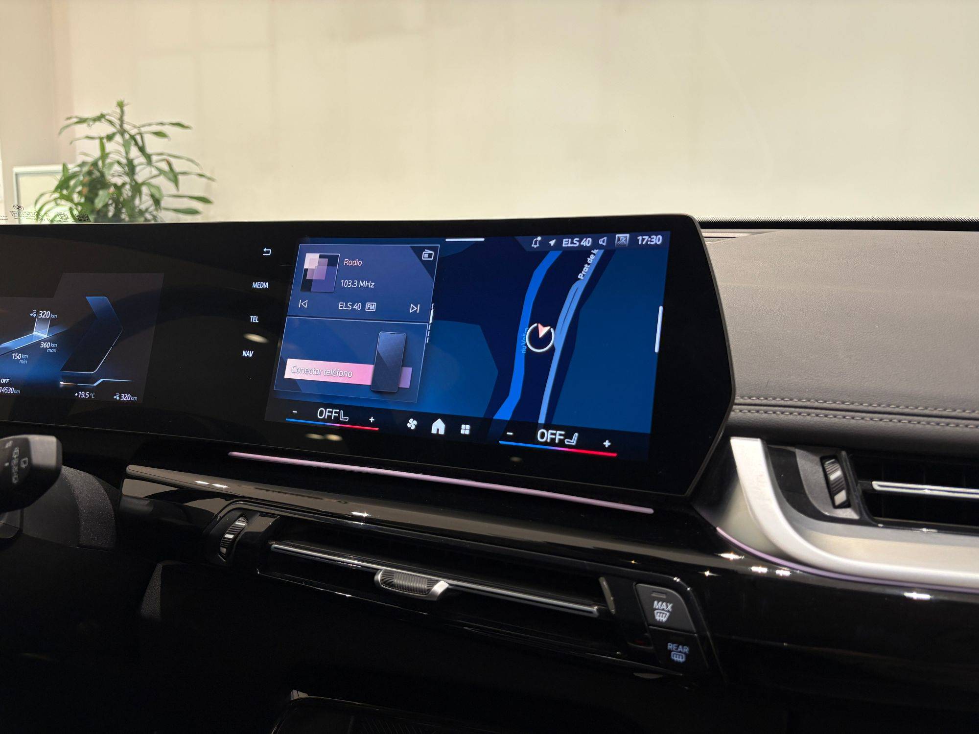 BMW iX1 xDrive30